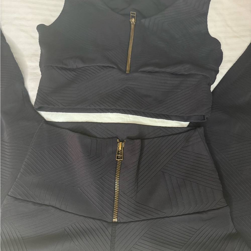 Mika Yoga Wear Black Leggings and Top Set S